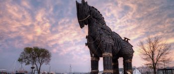 Guide to USC’s Financial Aid Options (How to Get the Most Help)